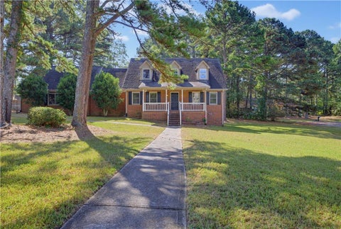 Homes For Sale - 2649 Majestic Circle<br/> Dacula, GA 30019