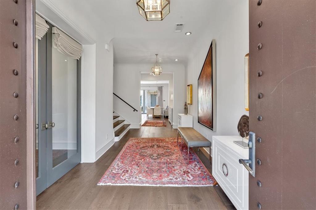102 Grand Crescent