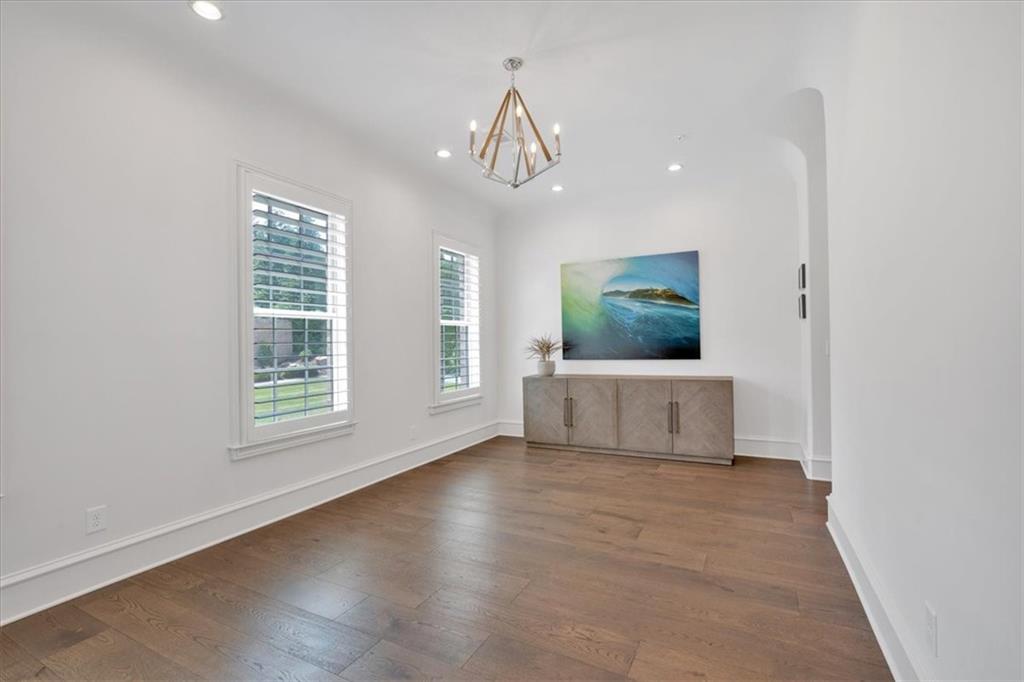 102 Grand Crescent