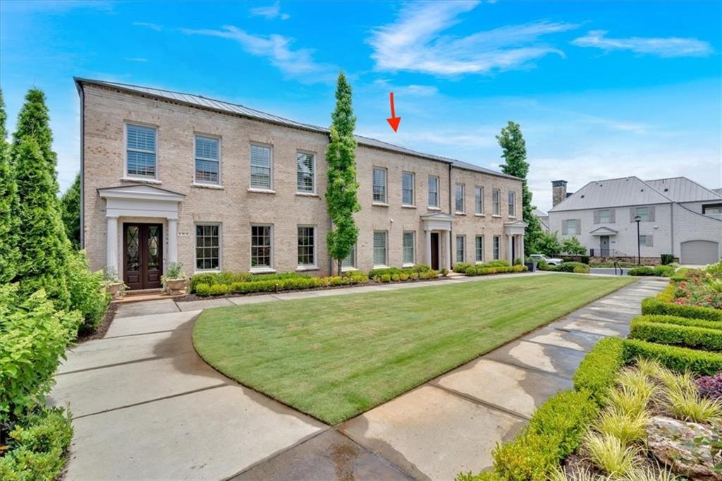 102 Grand Crescent