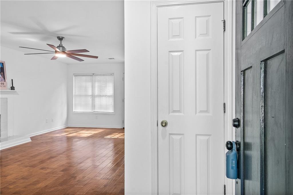 1320 COUNTRY ACRES Lane
