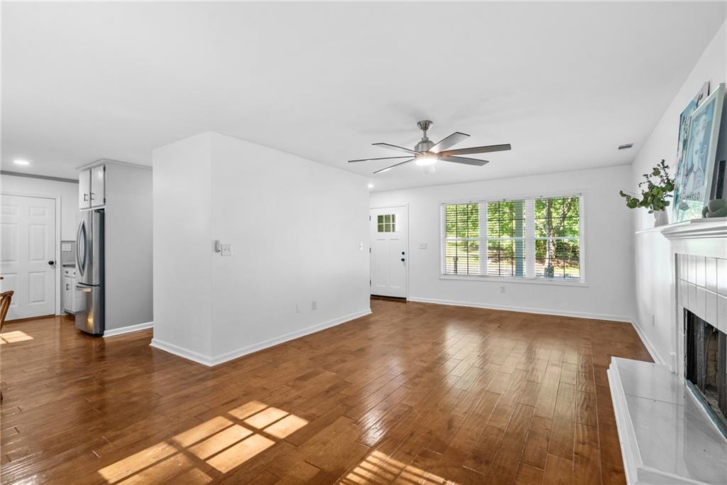 1320 COUNTRY ACRES Lane