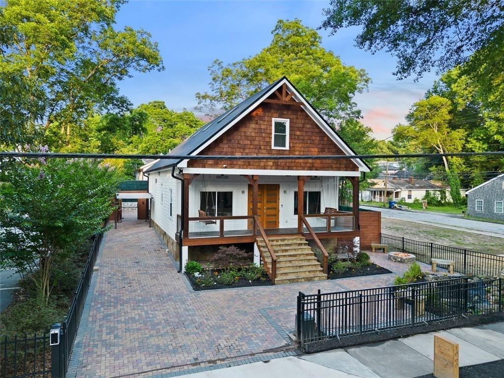 1060 Mcdaniel Street SW