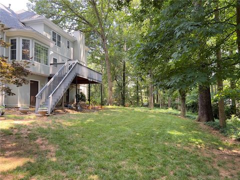 A home in Lilburn