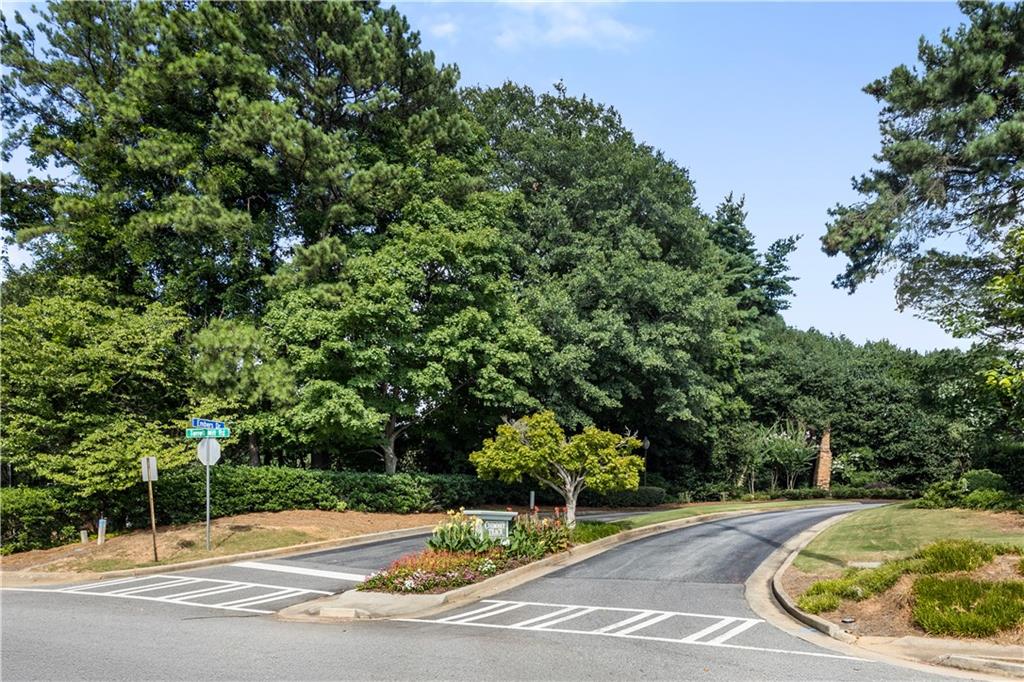 214 Smokerise Circle SE