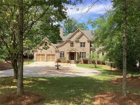 Homes For Sale - 2715 Henderson Road<br/> Tucker, GA 30084