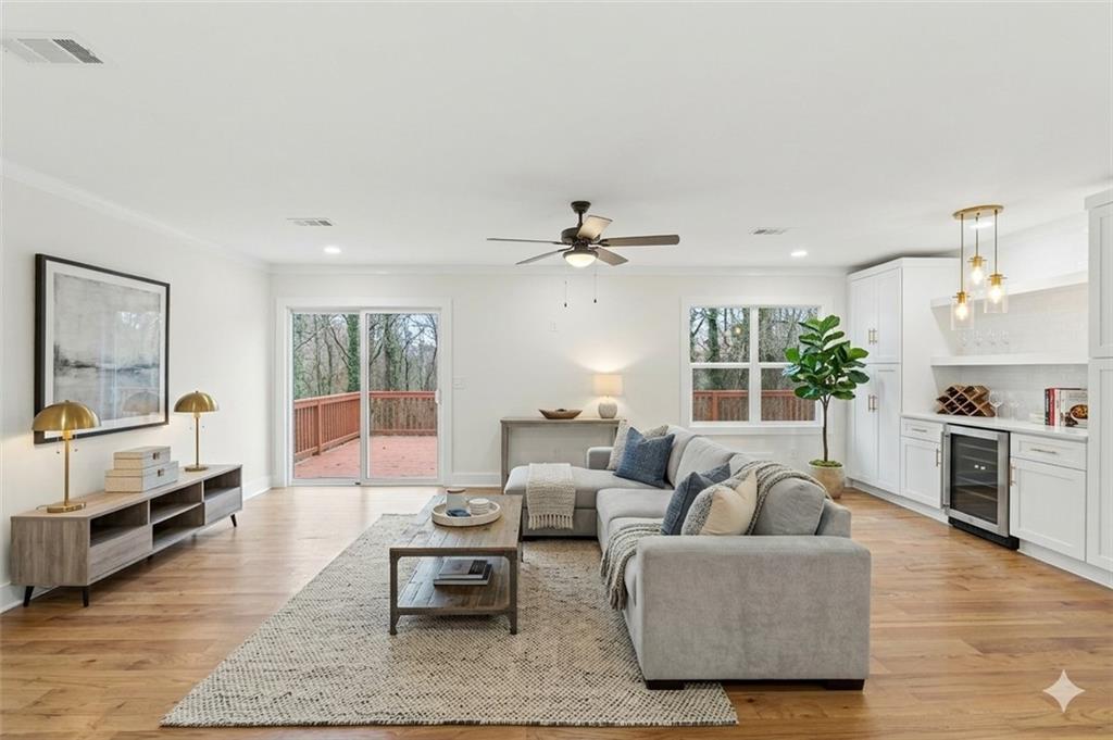 2210 Riverside Drive