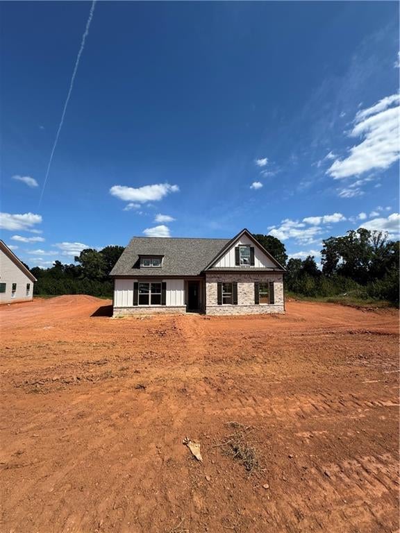 1098 Windy Hill Road