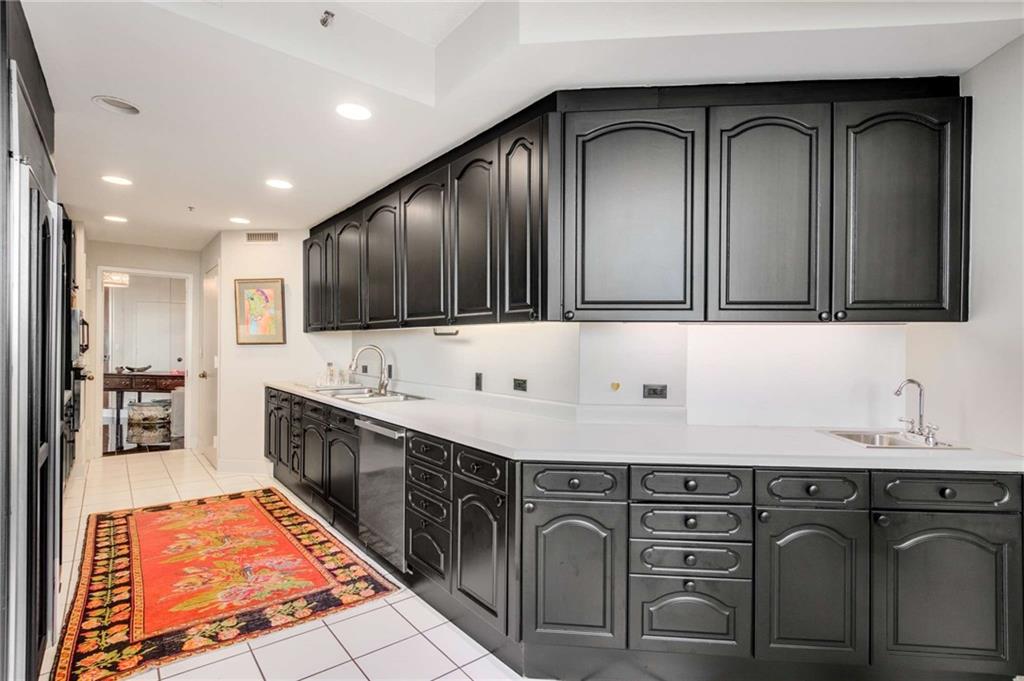 2660 Peachtree Road NW 14B