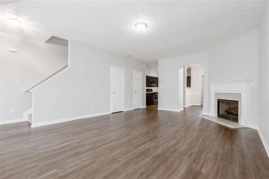 647 Kenridge Drive