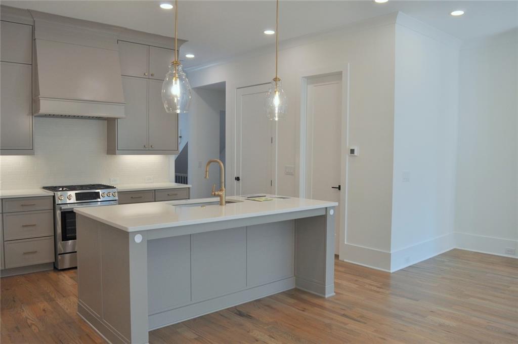 The Carlyle - Residential