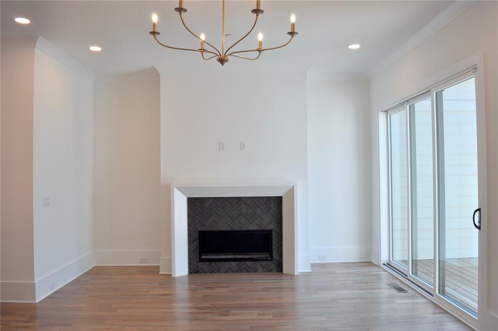 The Carlyle - Residential