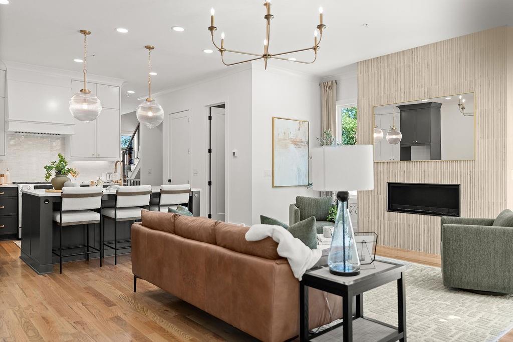 The Carlyle - Residential