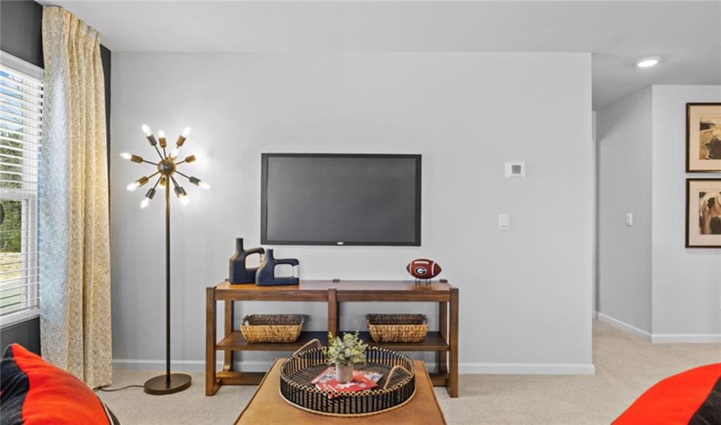 Twin Lakes - Residential