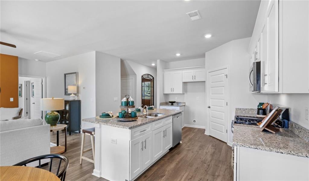 Twin Lakes - Residential
