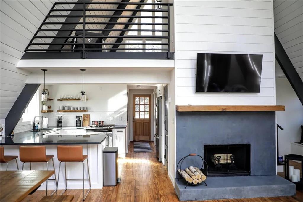 44 Eastview Drive