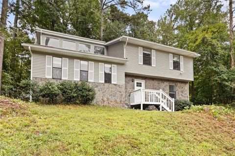 A home in Ellenwood