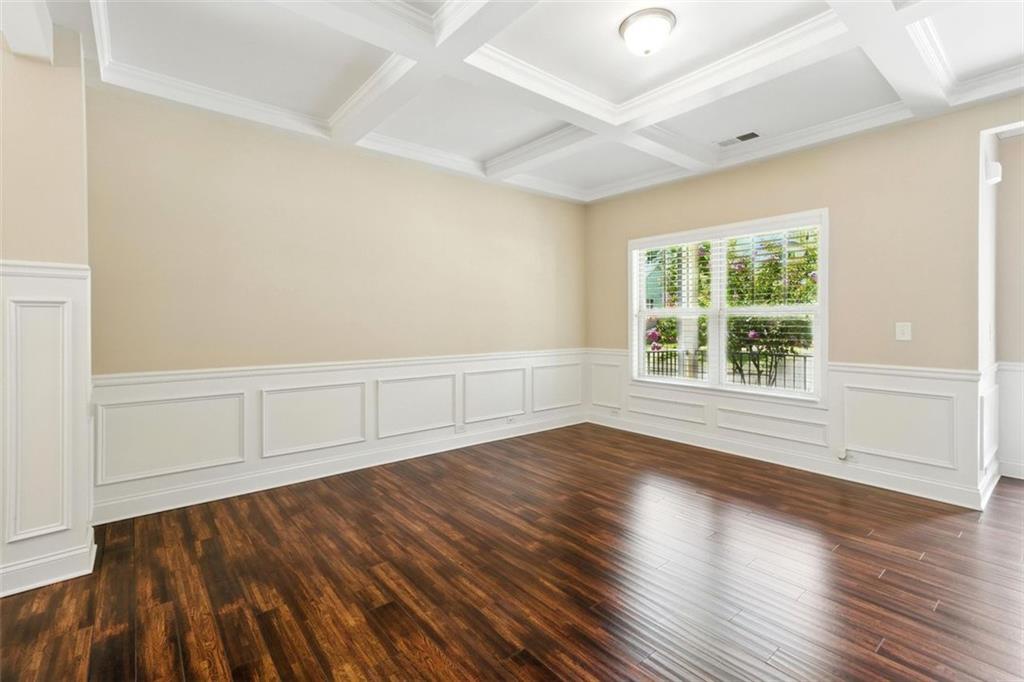 3380 Palmer Lake