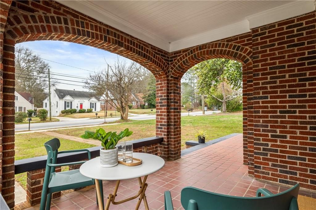 Photo of 1377 Martin Luther King Jr Drive SW, Atlanta, GA 30314 (MLS # 7729078)