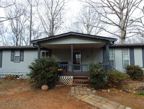 Homes For Sale - 190 Creekwood Road<br/> Winder, GA 30680
