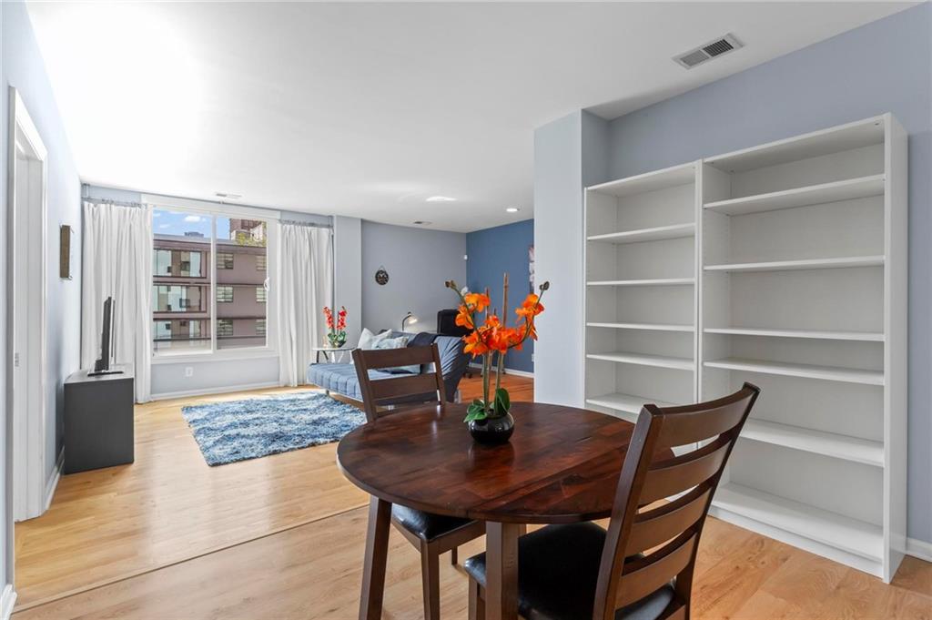 1421 Peachtree Street NE 304