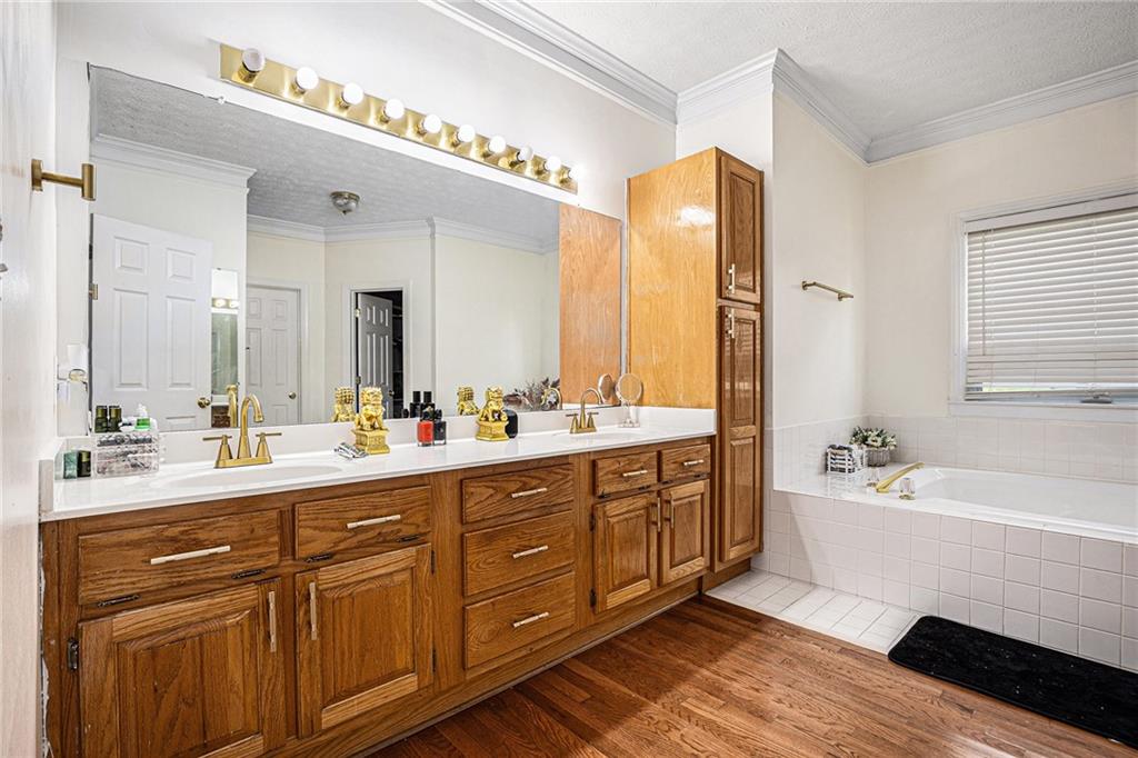 White Oak Northcrest - Residential
