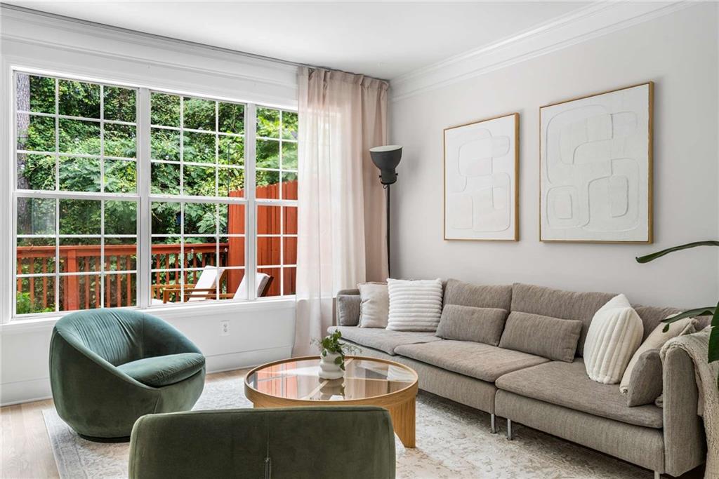 3743 Chattahoochee Summit Dr SE