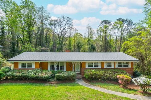 Homes For Sale - 2876 Bob White Drive<br/> Atlanta, GA 30311