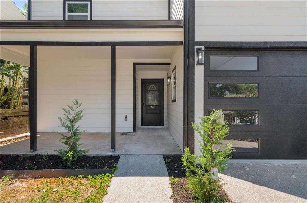 1172 Red Oak Cove