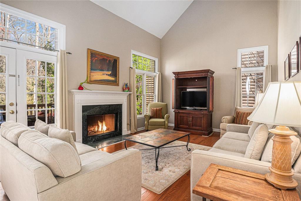 3287 Rose Ridge