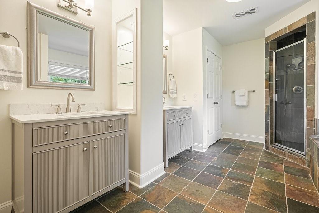 10310 Amberside Court, Roswell, Georgia image 21