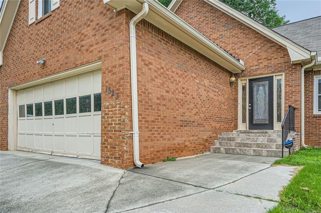 1523 Pangborn Station Drive