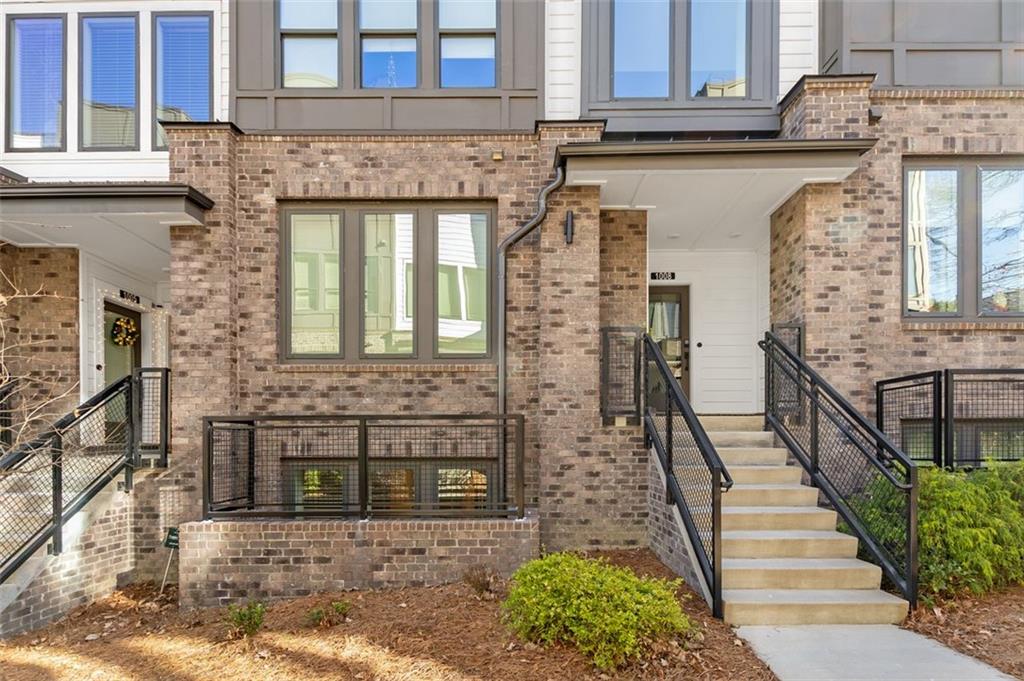 403 PRATT Drive SE 1007