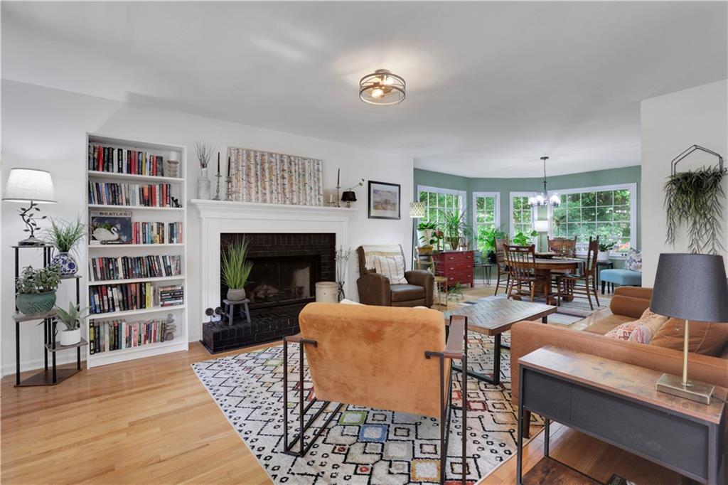 1307 Cobblestone Lane