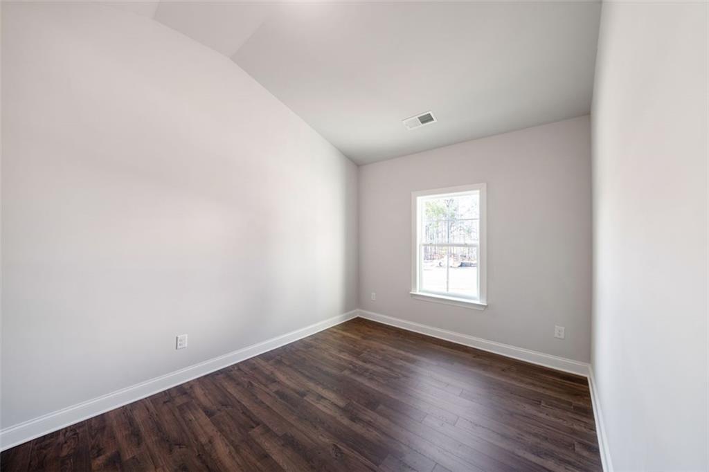 3664 THORNHILL Court