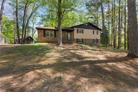 Homes For Sale - 2159 Chestnut Log Drive<br/> Douglas County, Lithia Springs, GA 30122