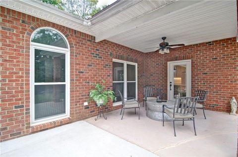 A home in Dawsonville