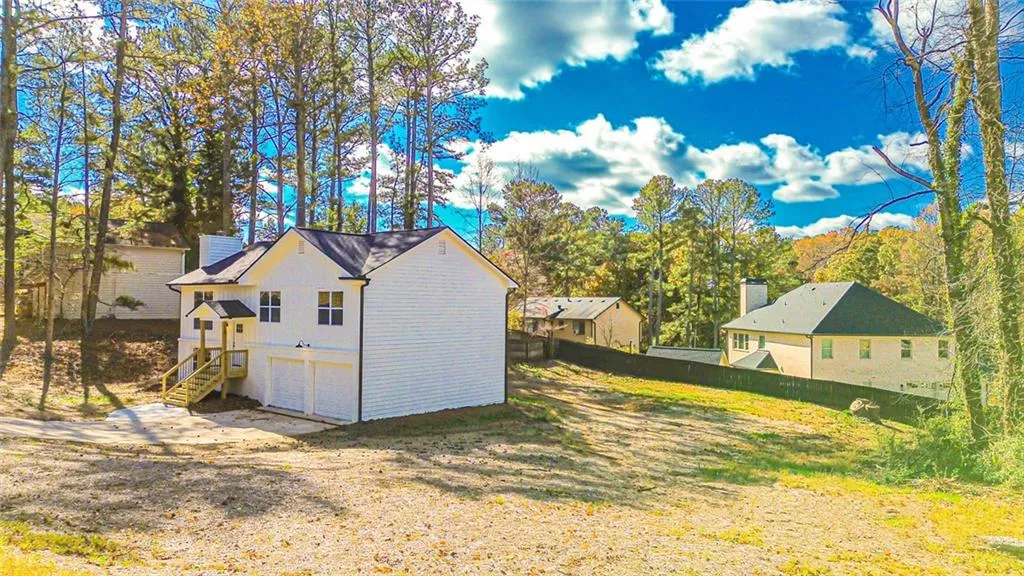 Suwanee, Georgia 30024, United States, 5 Bedrooms Bedrooms, ,3 BathroomsBathrooms,Residential,Active,252078