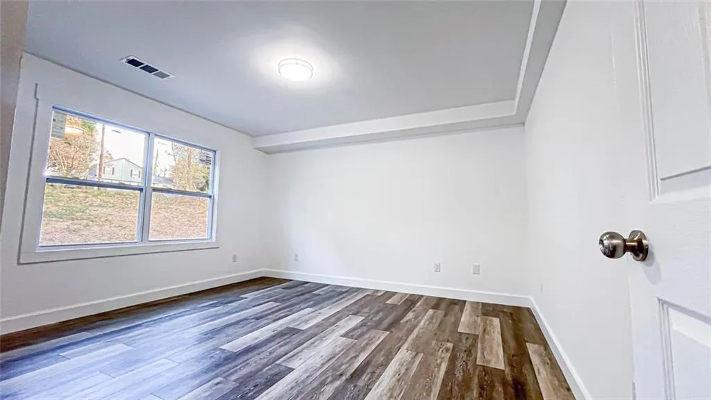 Suwanee, Georgia 30024, United States, 5 Bedrooms Bedrooms, ,3 BathroomsBathrooms,Residential,Active,252078