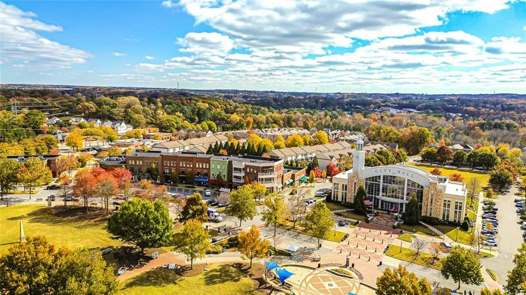 Suwanee, Georgia 30024, United States, 5 Bedrooms Bedrooms, ,3 BathroomsBathrooms,Residential,Active,252078