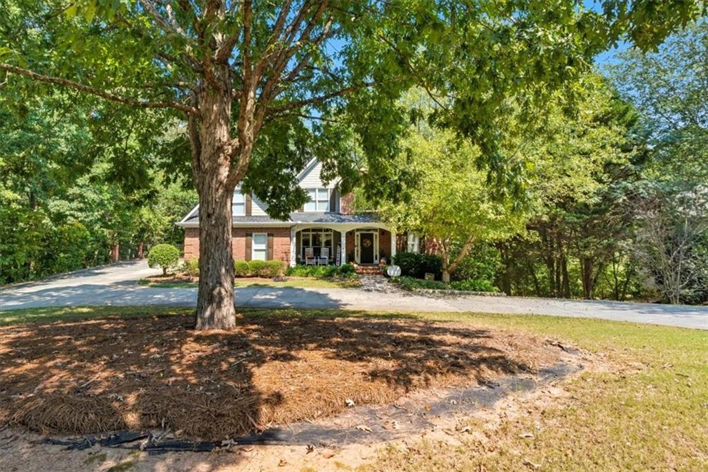 11 Breckenridge Road SE