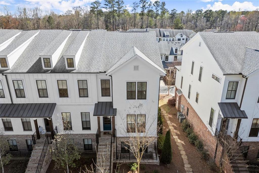 CHELSEA WALK - Residential