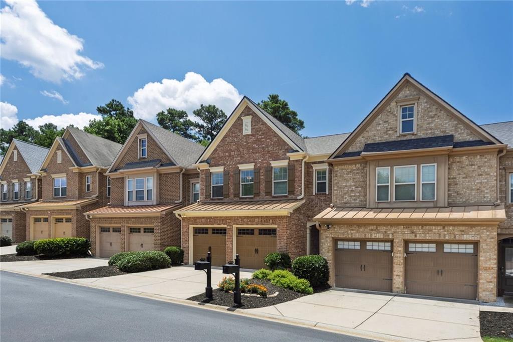 2112 Caswell Circle