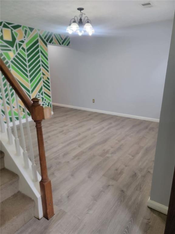 3185 Kings Glen Trail