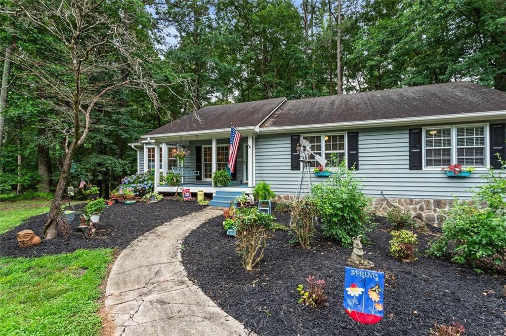 3861 Riding Trail SW