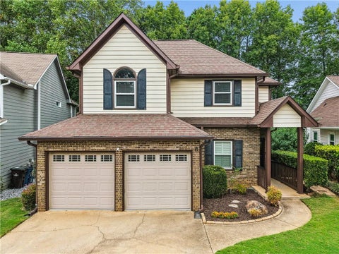 Homes For Sale - 880 Bridge Pointe Court<br/> Alpharetta, GA 30005