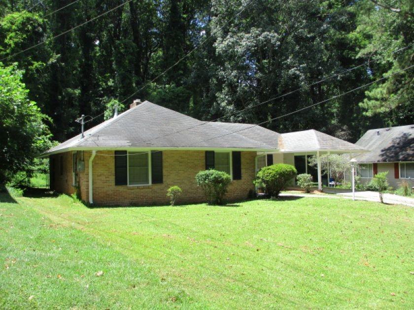 2032 Rector Drive SW