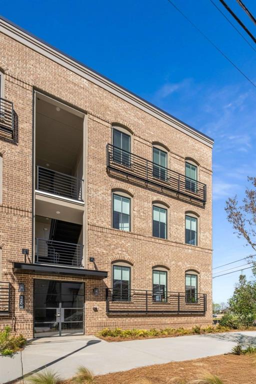 120 Beardon Circle SE 2