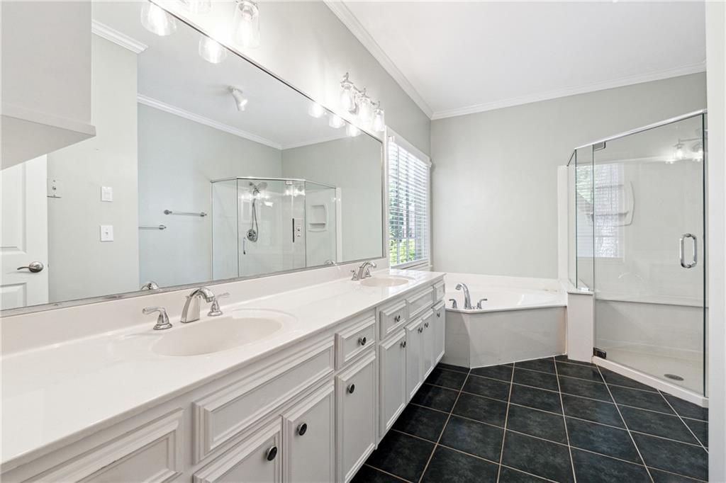 936 Bramble Oak Court, Powder Springs, Georgia image 13