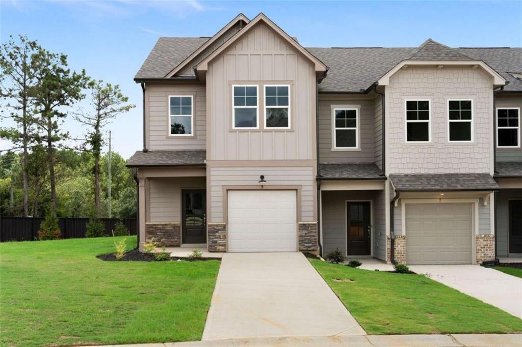 20 Magnolia Boulevard